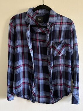 Rails Hunter Dusk Plaid Button-Down Shirt in Navy and Pink. Size XS